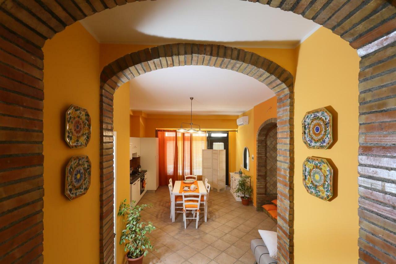 דירות טאורמינה Trinacria House מראה חיצוני תמונה