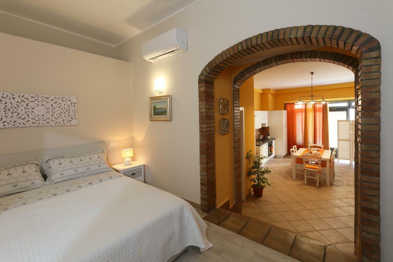 דירות טאורמינה Trinacria House מראה חיצוני תמונה