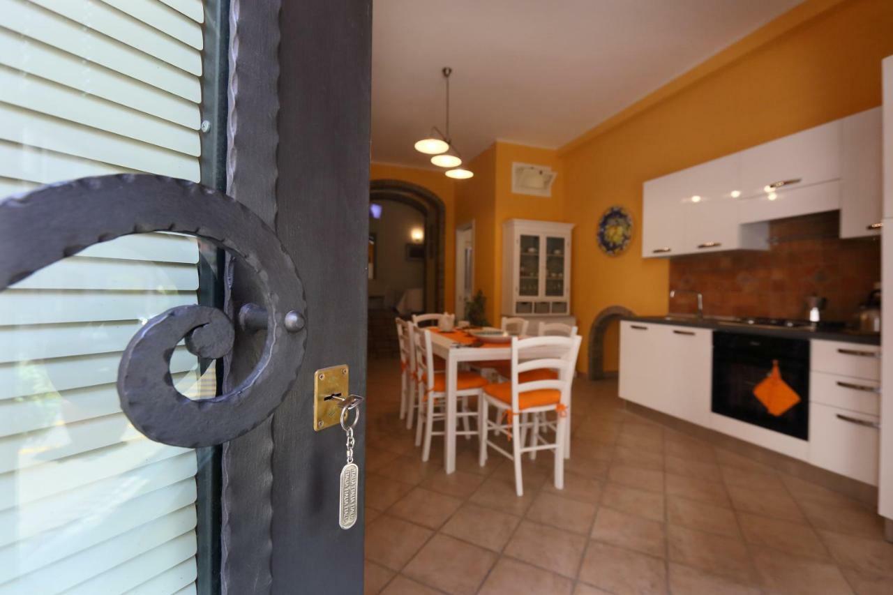 דירות טאורמינה Trinacria House מראה חיצוני תמונה